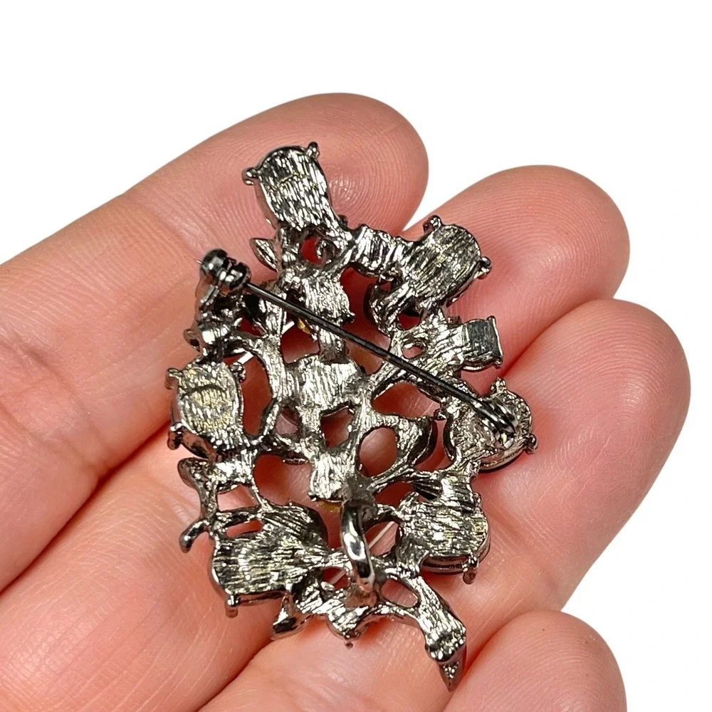 Black Brooch Pin Silver Tone Faux Gemstone Floral Cluster Gothic Victorian